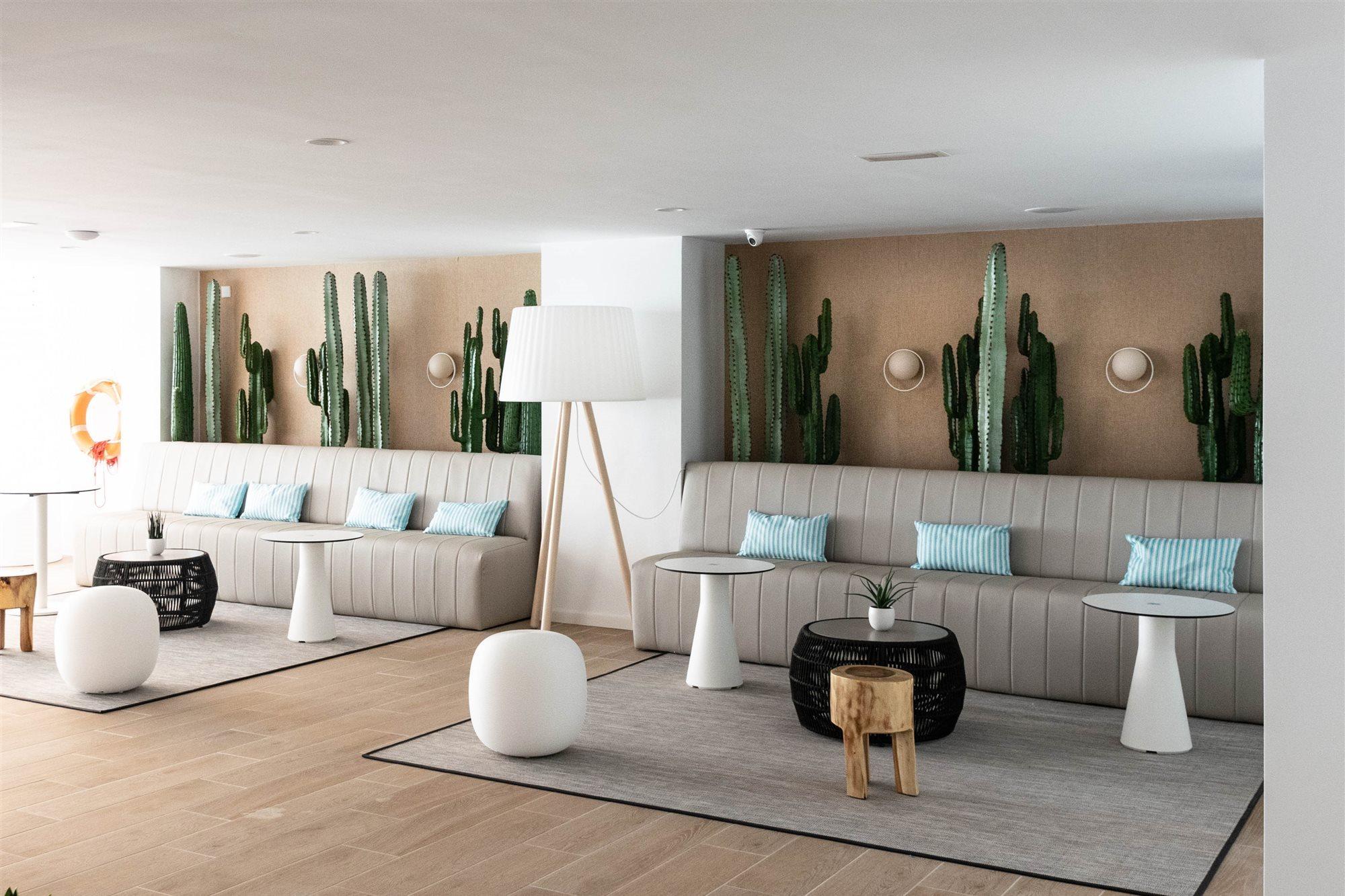 Bluesea Mediodia Hotell El Arenal  Eksteriør bilde